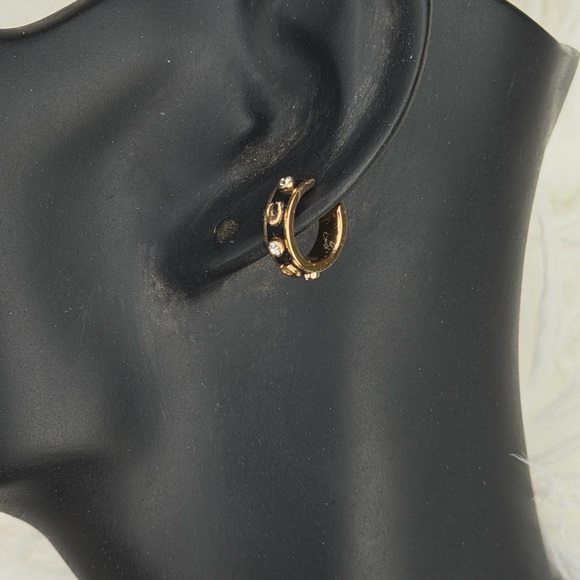 NWT Coach Signature Enamel Stone Ear Cuff Black/Gold - Picture 9 of 9